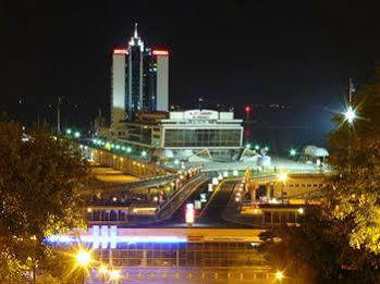 Odessa Hotel Esterno foto